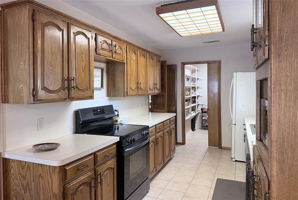 1216 Stegall Road Property Photo 12
