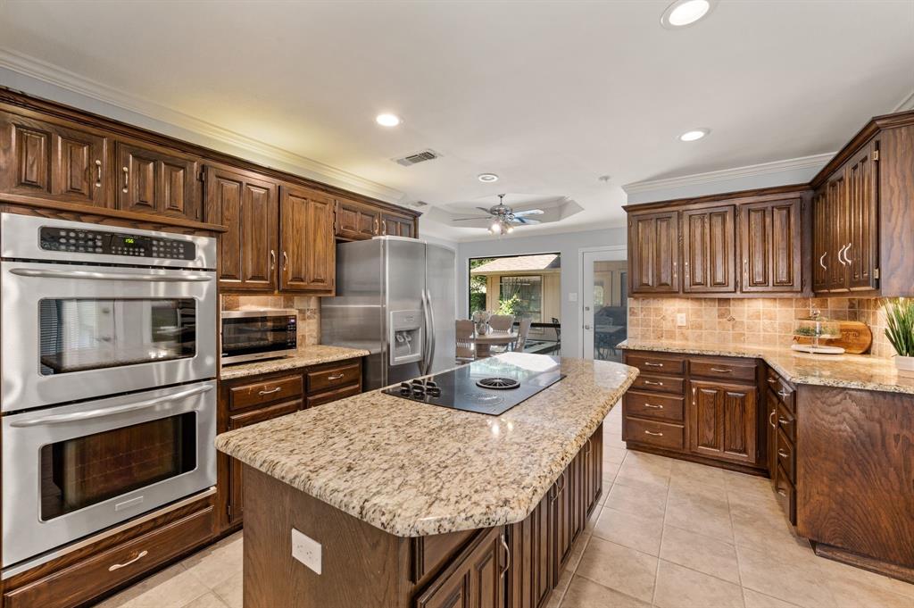 5709 Glacier Lake Drive Property Photo 3