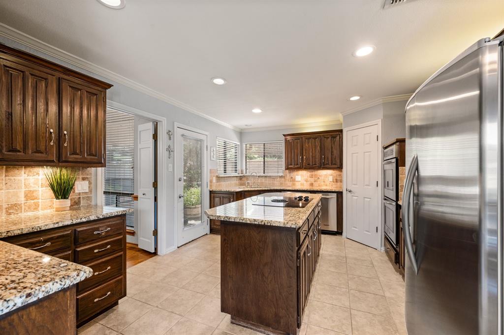 5709 Glacier Lake Drive Property Photo 4