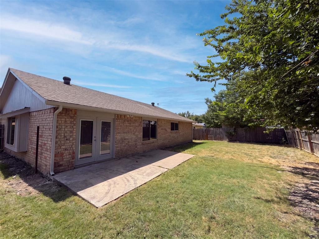 220 Grand Meadow Drive Property Photo 5