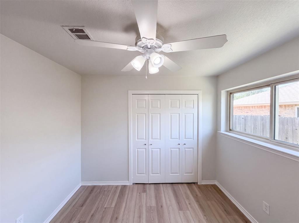 220 Grand Meadow Drive Property Photo 13