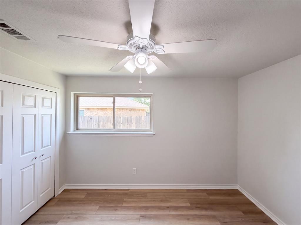 220 Grand Meadow Drive Property Photo 14