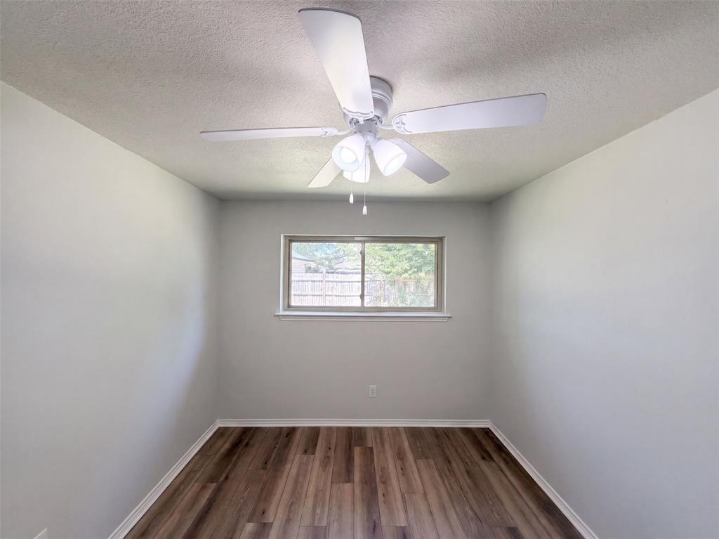 220 Grand Meadow Drive Property Photo 15