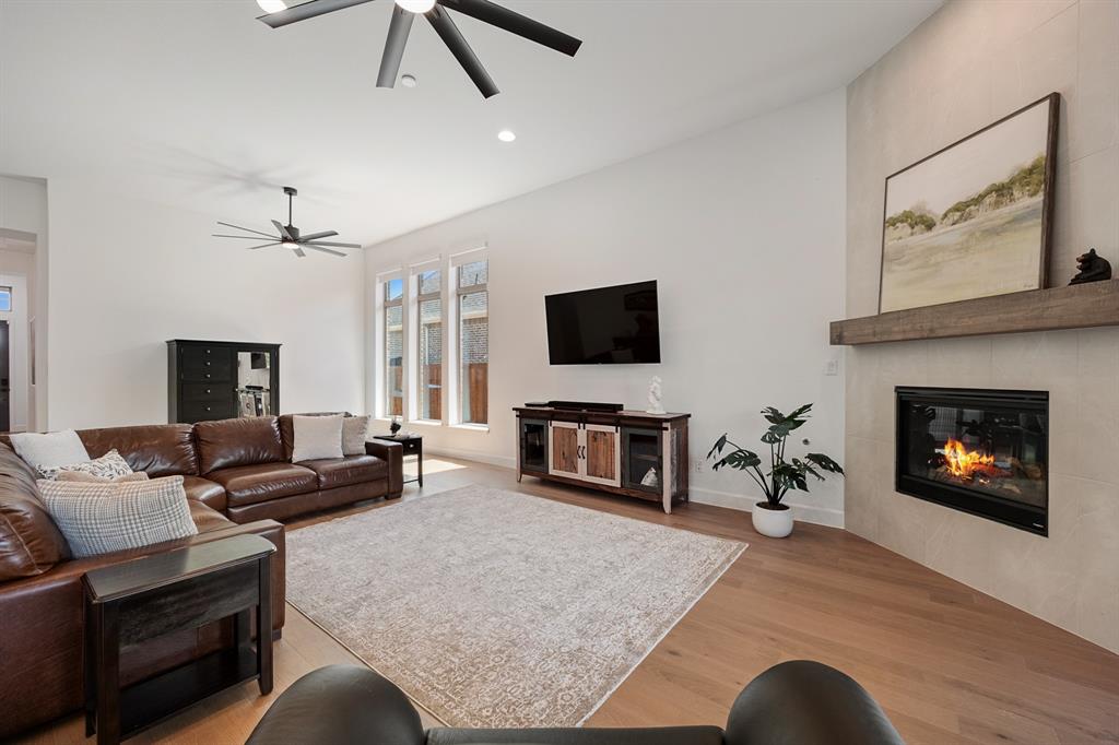 1914 Benedetto Way Property Photo 12