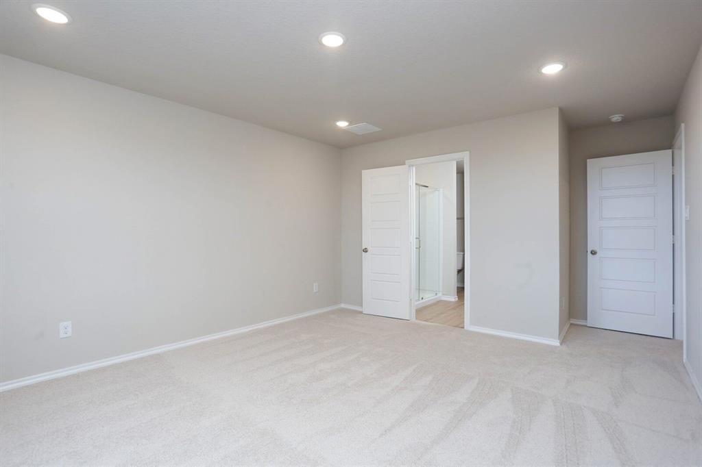 2932 Kimberwick Drive Property Photo 11