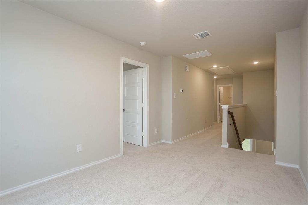 2932 Kimberwick Drive Property Photo 16