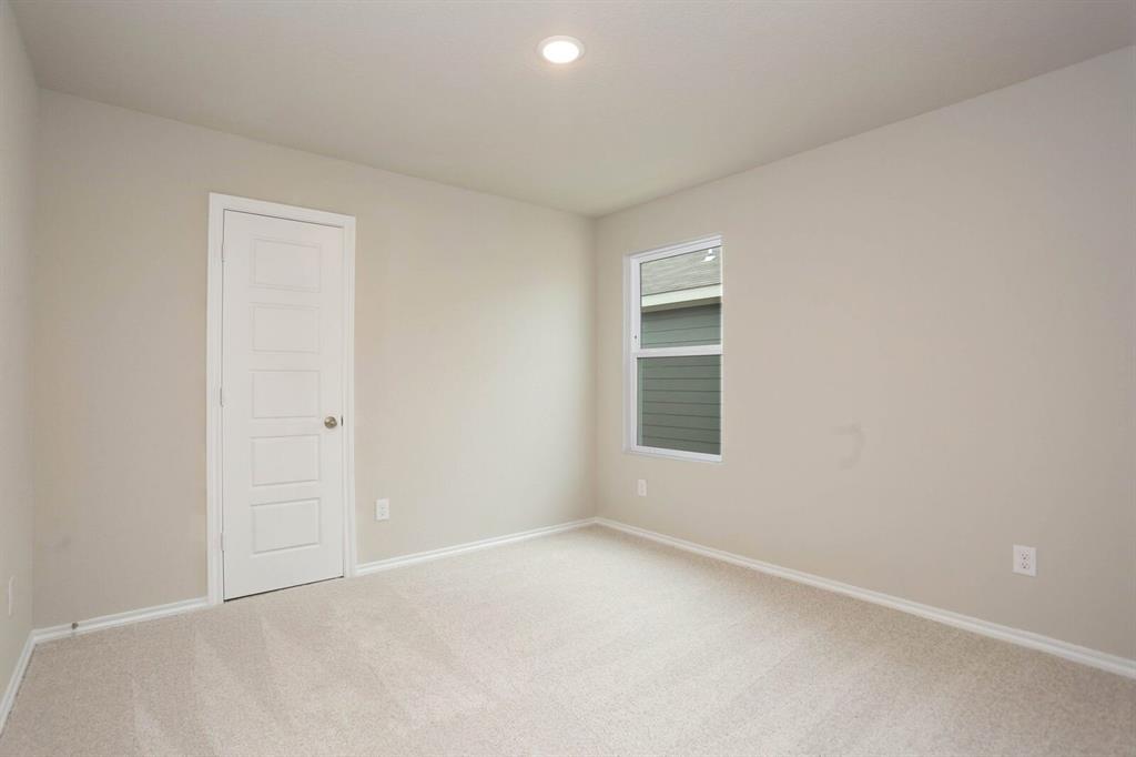 2932 Kimberwick Drive Property Photo 18