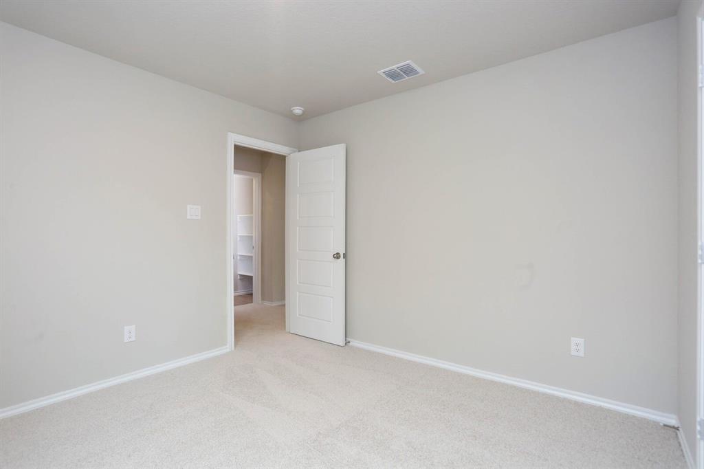 2932 Kimberwick Drive Property Photo 19