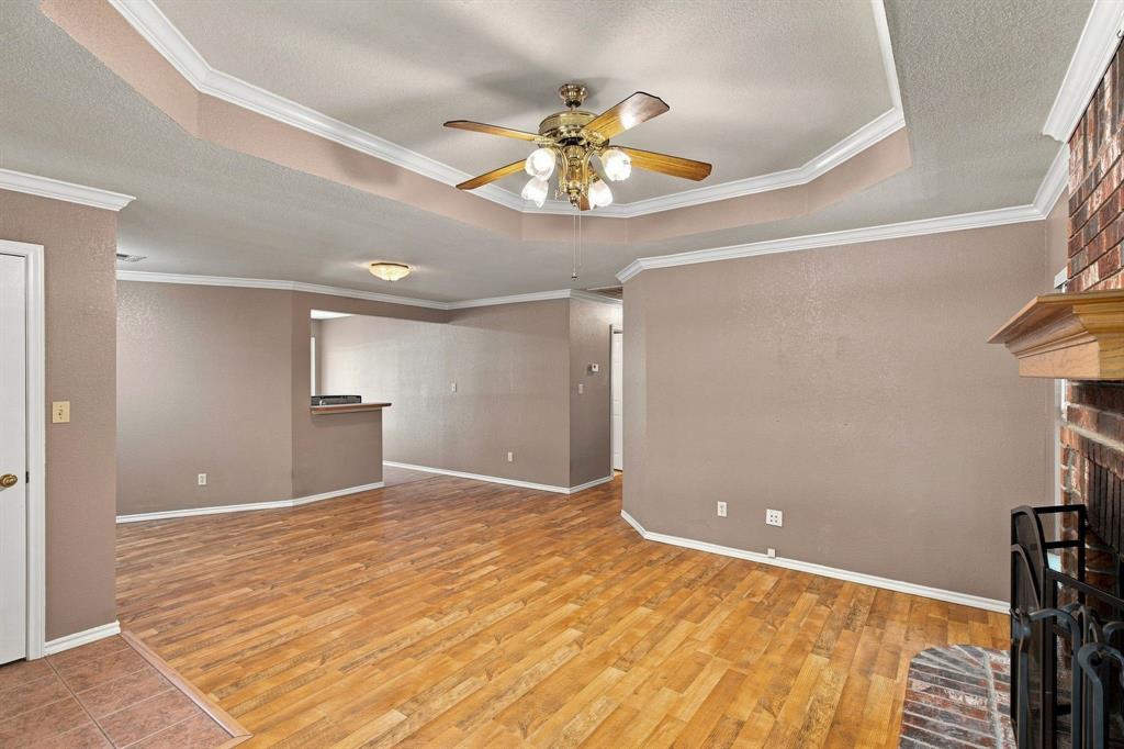 31003 Doe Run Court Property Photo 6