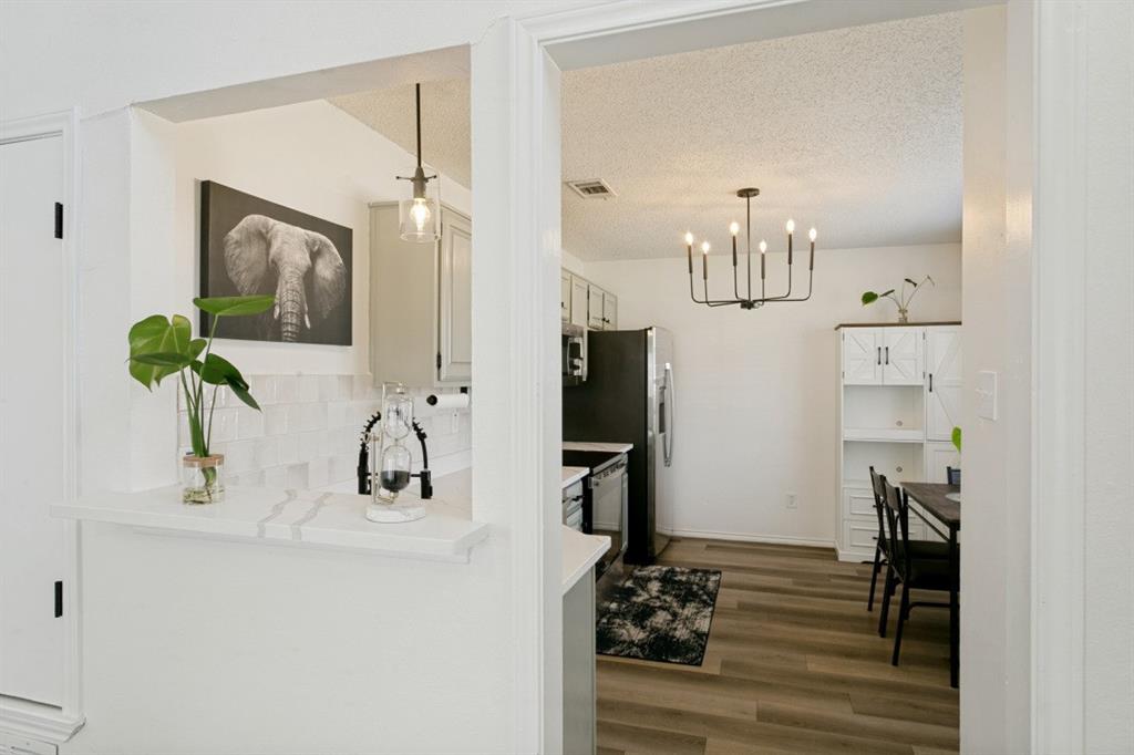 1332 Cedar Ridge Drive Property Photo 3