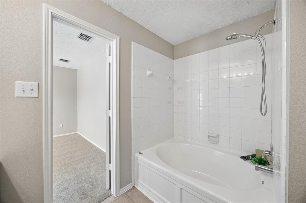 902 Post Oak Trail Property Photo 15
