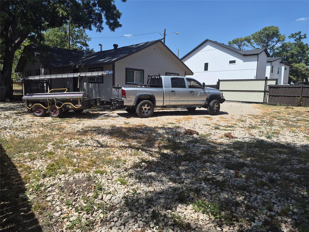 3630 Penelope Street Property Photo 4