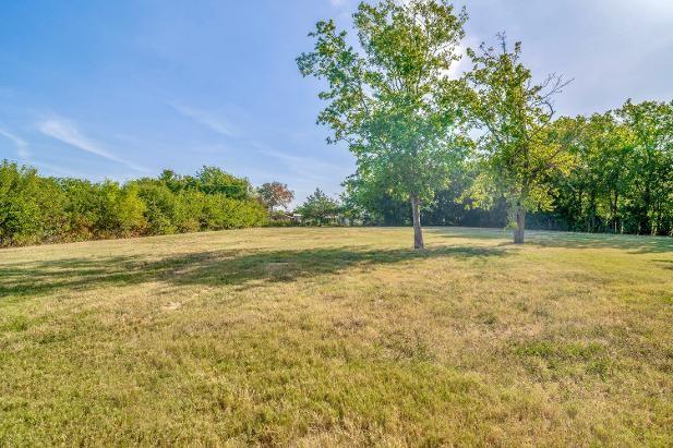 14747 Pecan Lane Property Photo 7