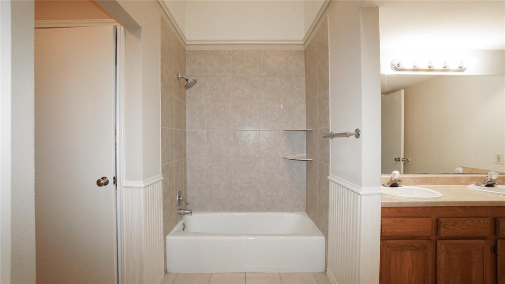 1220 Signal Ridge Place Property Photo 13