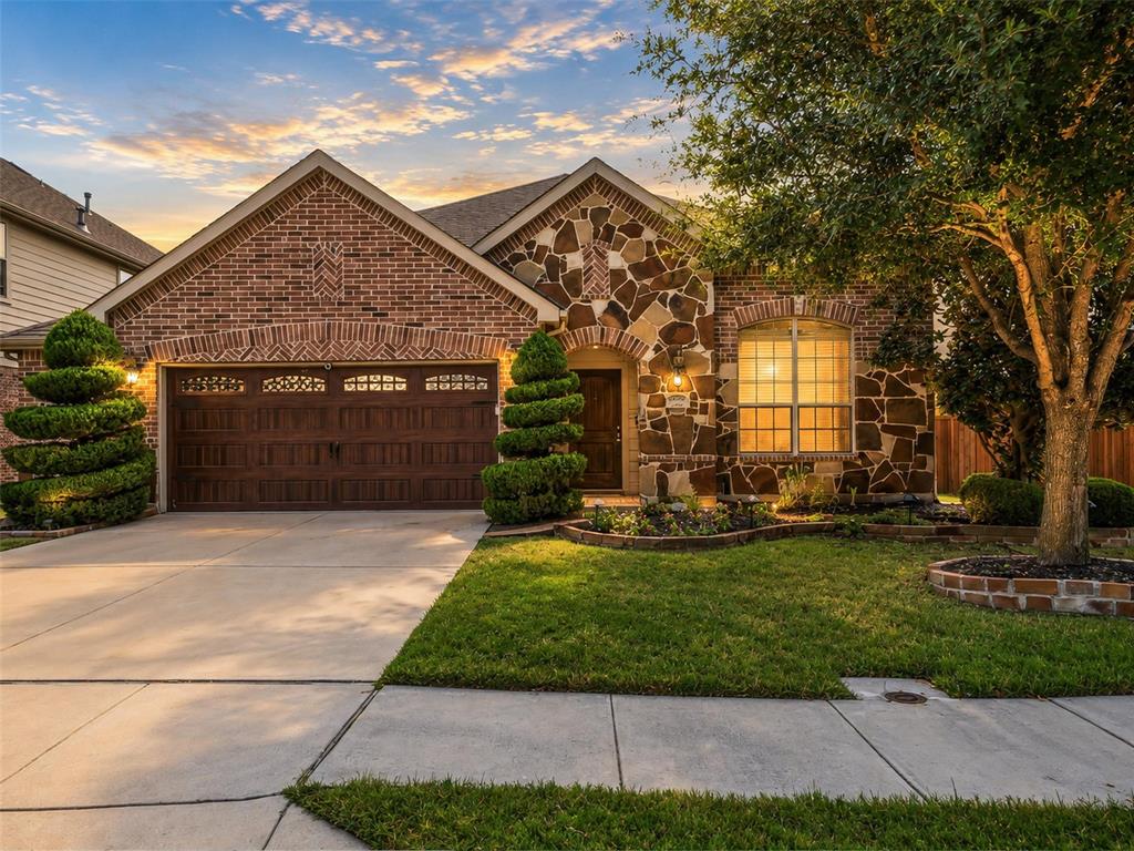 1317 Wheatear Drive Property Photo 1