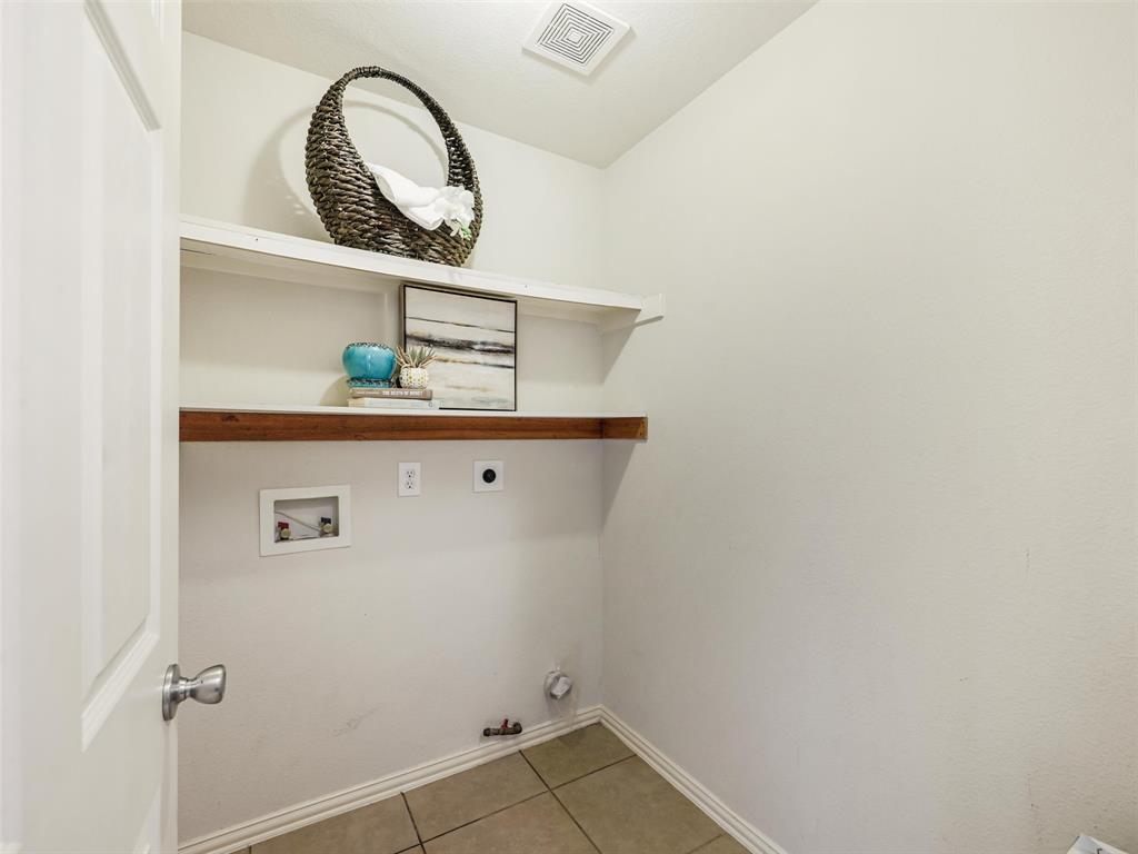 1317 Wheatear Drive Property Photo 32