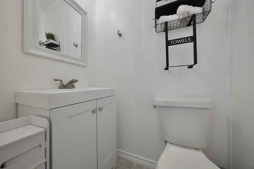 239 Fairlawn Drive Property Photo 28