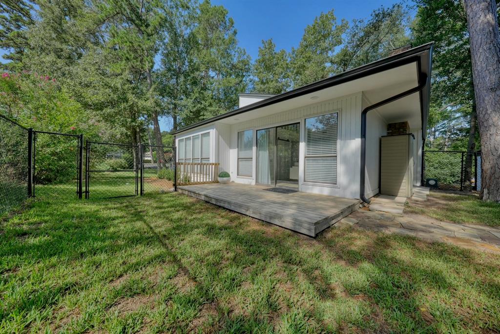 239 Fairlawn Drive Property Photo 34