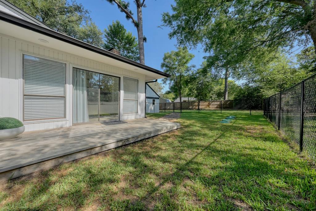 239 Fairlawn Drive Property Photo 35