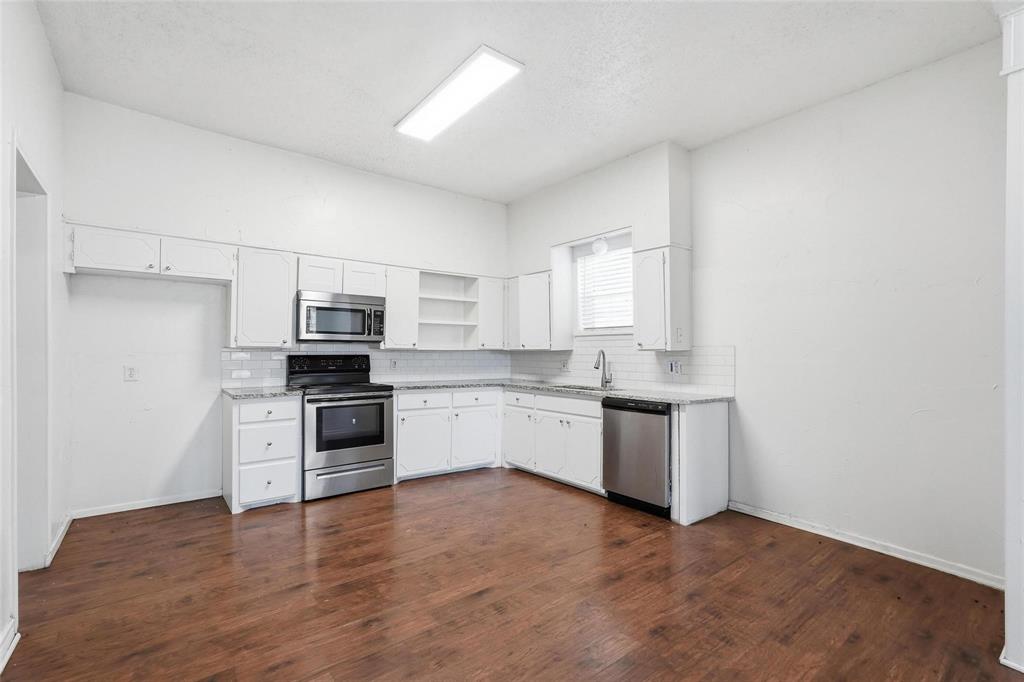 900 W Morgan Street Property Photo 4