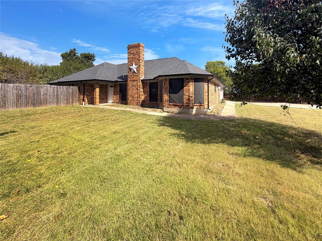 1106 N Atkins Drive Property Photo 1