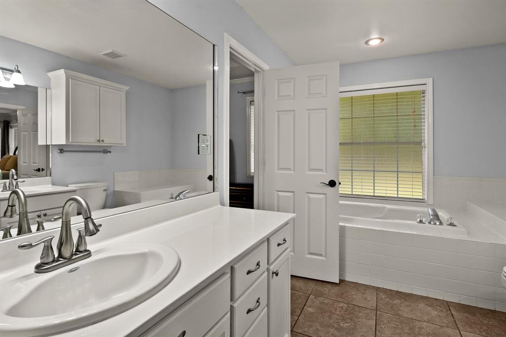 2707 Silver Spring Trail Property Photo 17
