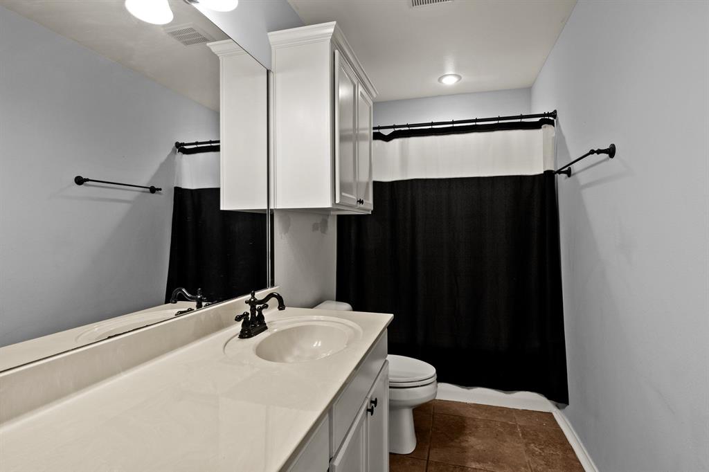 2707 Silver Spring Trail Property Photo 20