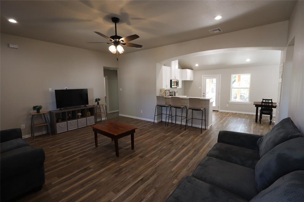 175 Lori Drive Property Photo 8