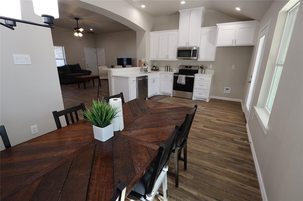 175 Lori Drive Property Photo 10