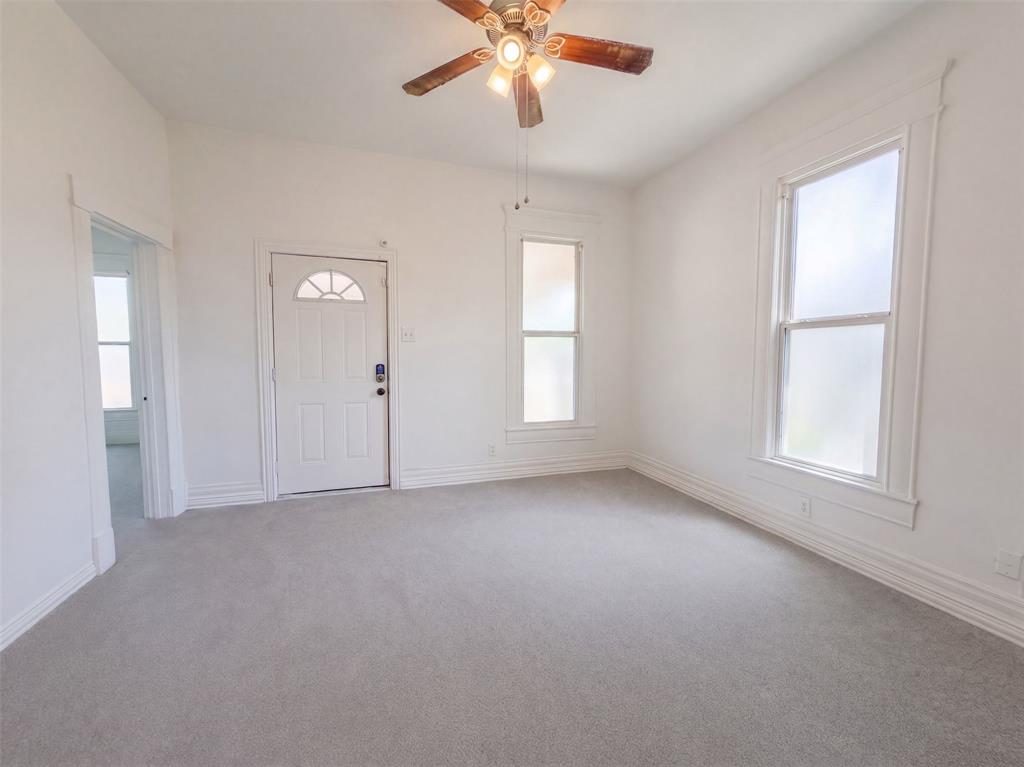 1216 Bessie Street Property Photo 7