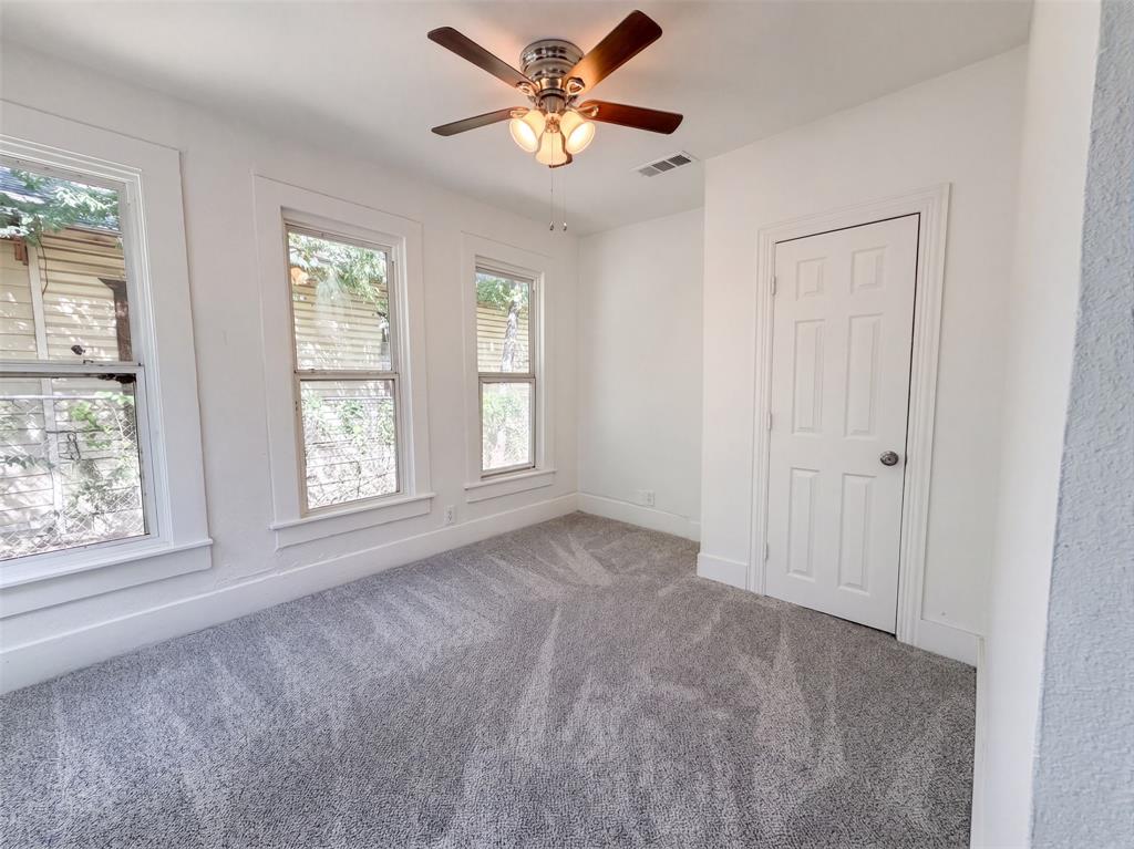1216 Bessie Street Property Photo 11