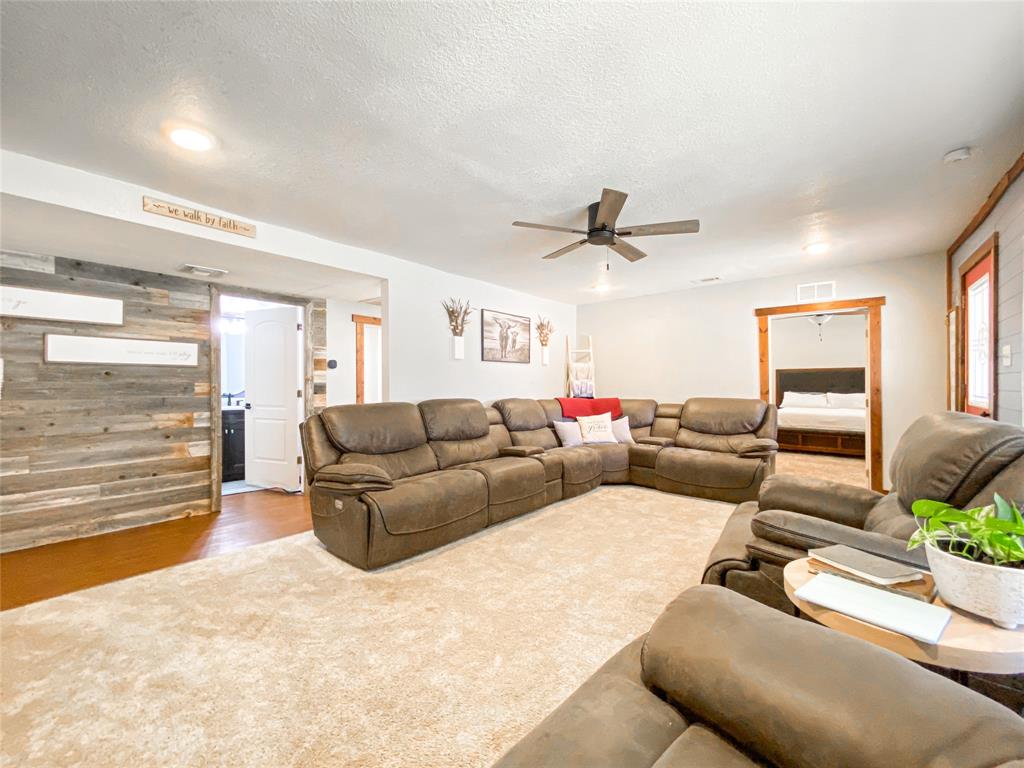 2105 Fm 18 Property Photo 8
