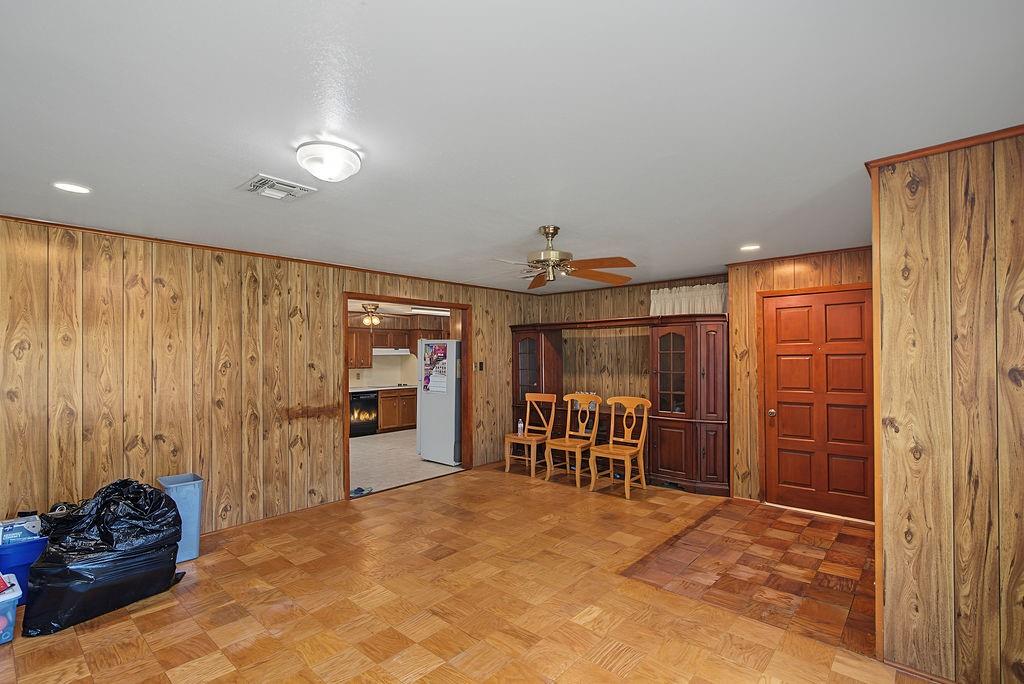 2604 Rosedale Place Property Photo 8