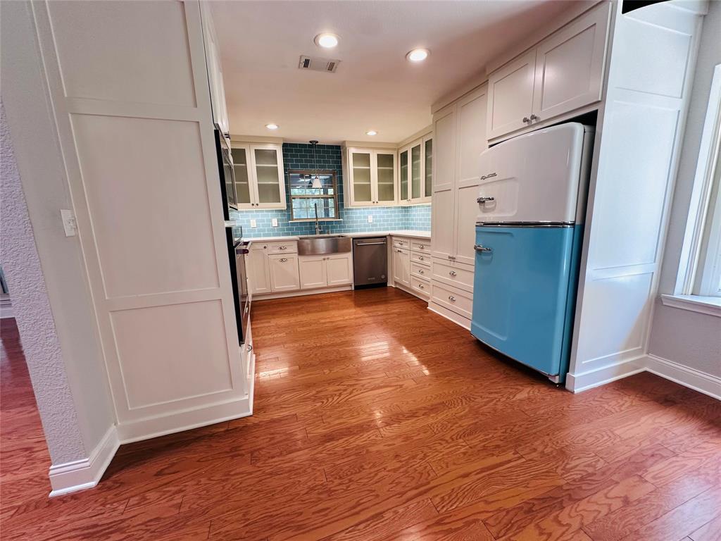 4179 Pedernales Property Photo 6