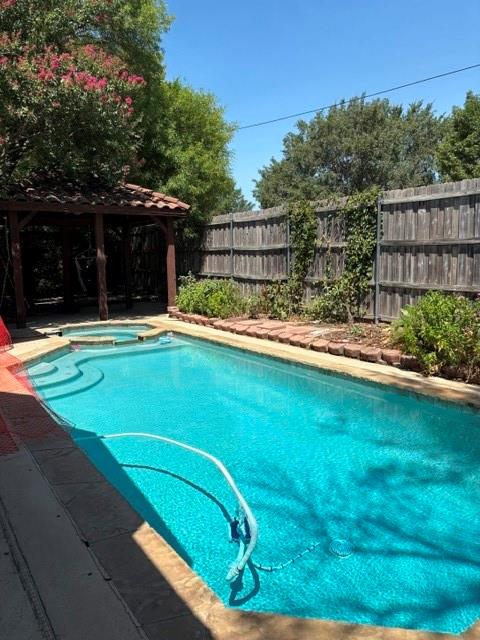 5209 Rio Bravo Drive Property Photo 3