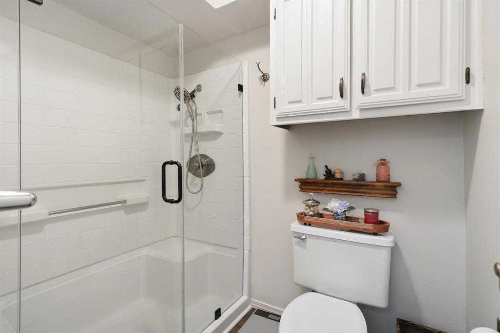 417 Stroud Lane Property Photo 20