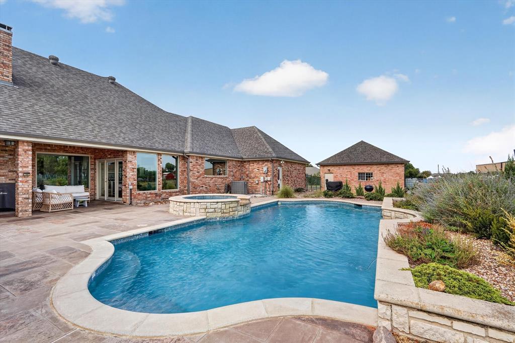 1442 Fm 552 Property Photo 1