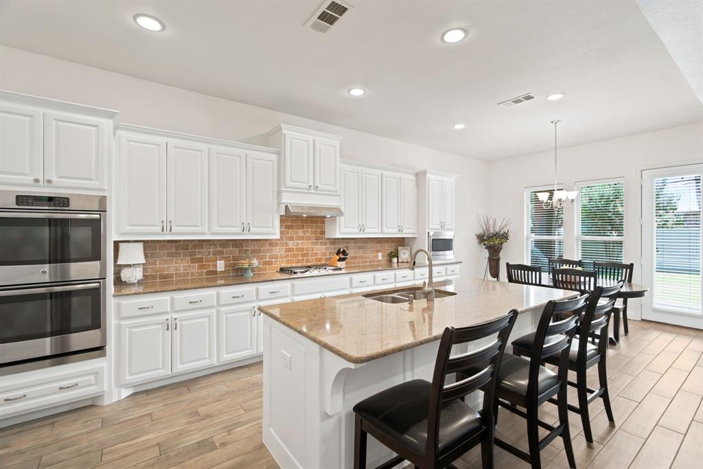 1421 8th Street Property Photo 4