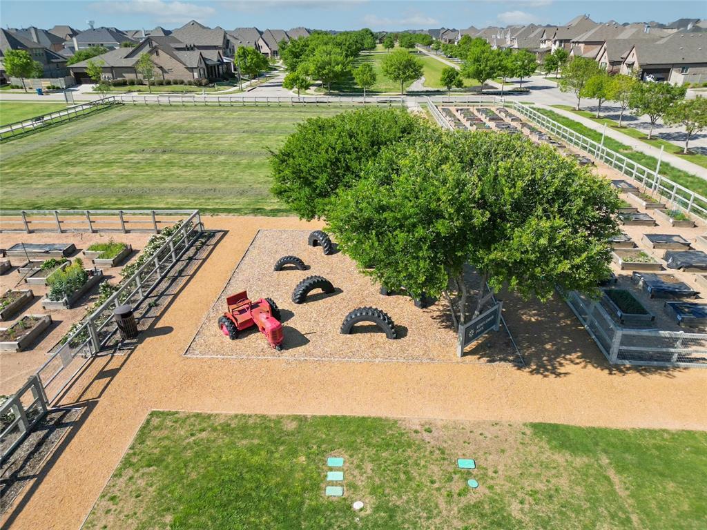 1421 8th Street Property Photo 34