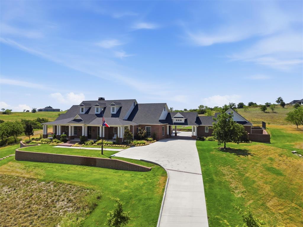 3023 Winding Creek Trail Property Photo 2