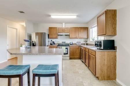 7549 Vanessa Drive Property Photo 4