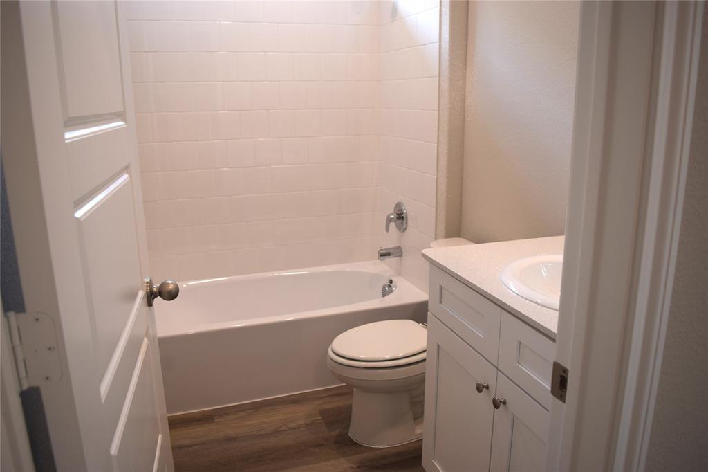 15924 Stableford Road Property Photo 2