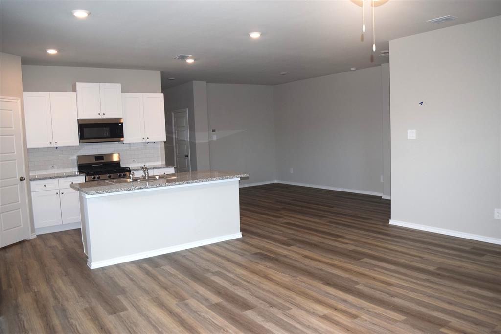 15924 Stableford Road Property Photo 11