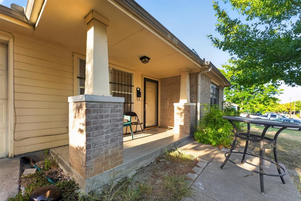 5532 Fernander Drive Property Photo 4