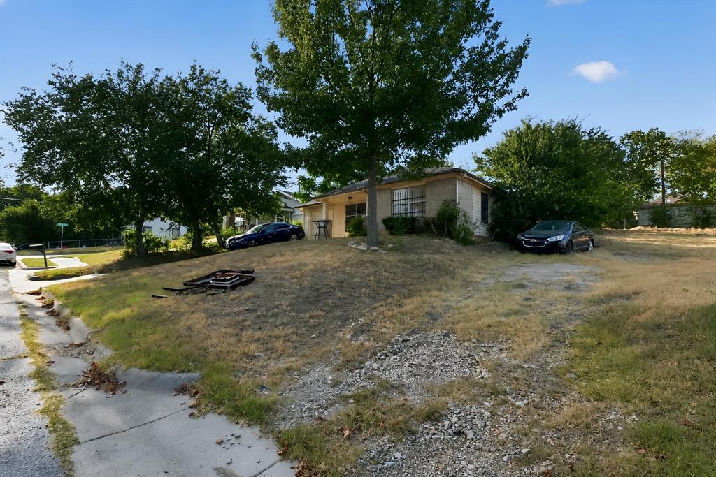 5532 Fernander Drive Property Photo 13