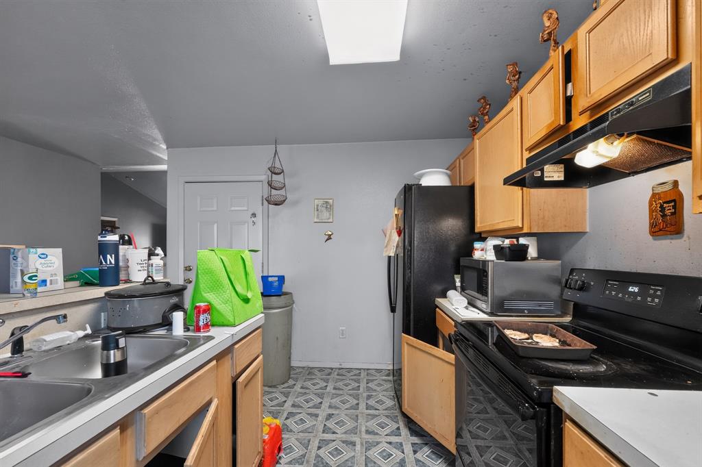 5532 Fernander Drive Property Photo 15