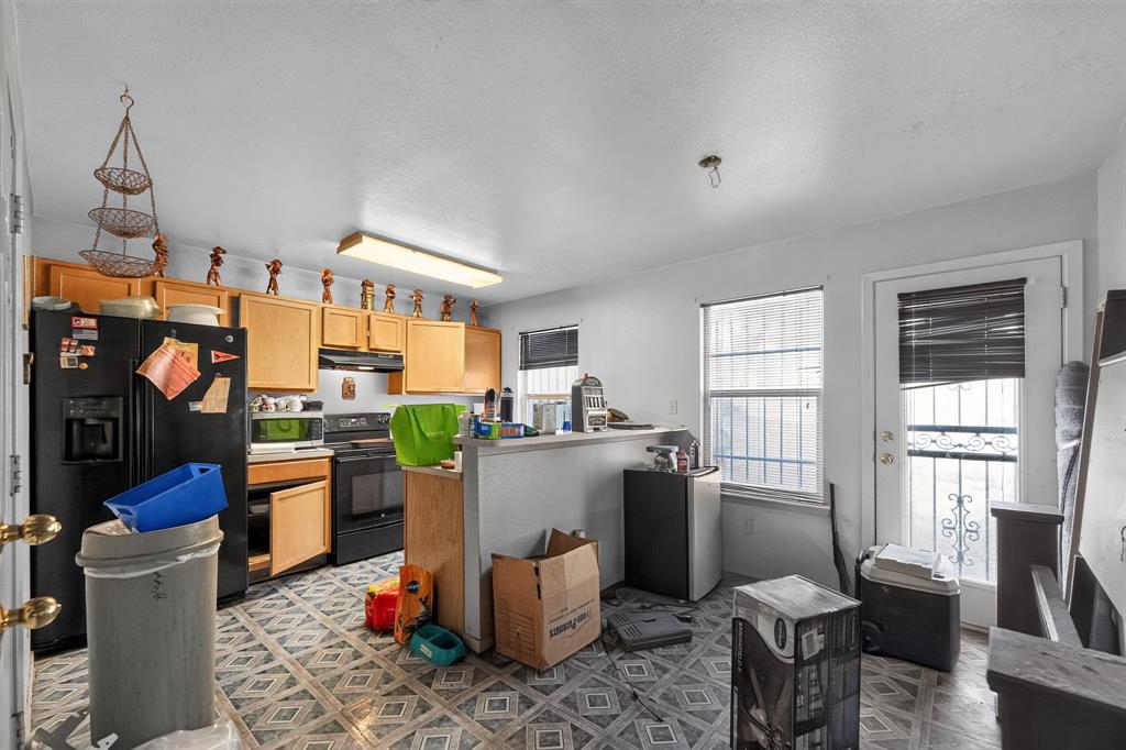 5532 Fernander Drive Property Photo 16