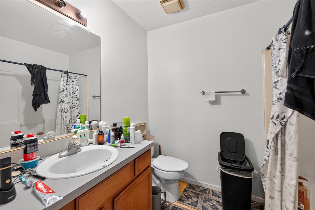 5532 Fernander Drive Property Photo 28