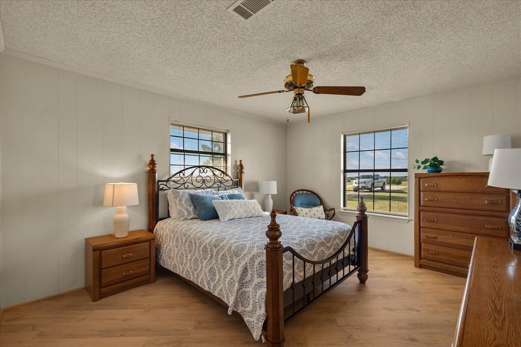 368 Fm 1566 Property Photo 16