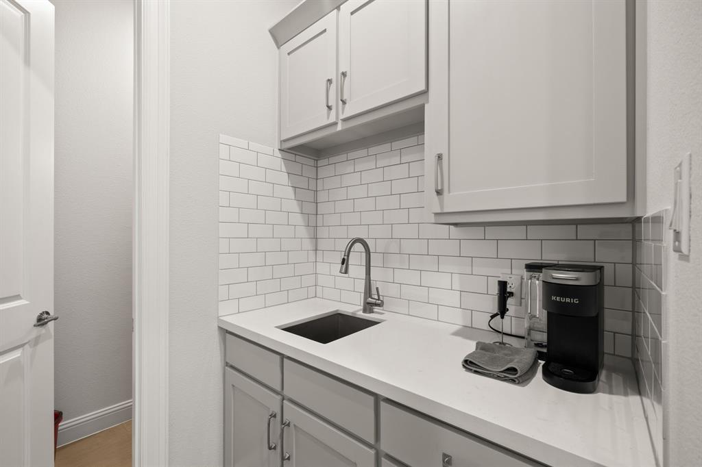 6698 Plumley Road Property Photo 28